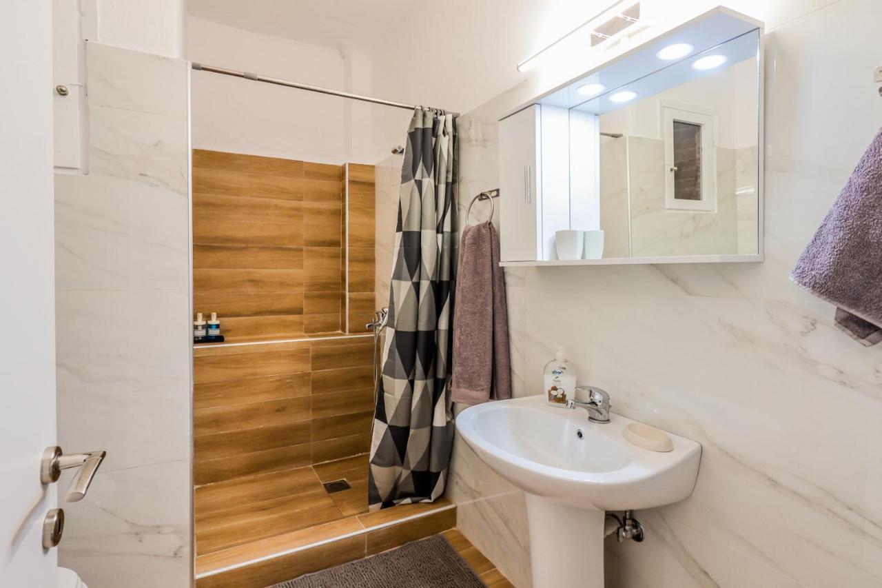 סלוניקי Grand Apartment Next To Center 3Bd 110Sqm מראה חיצוני תמונה